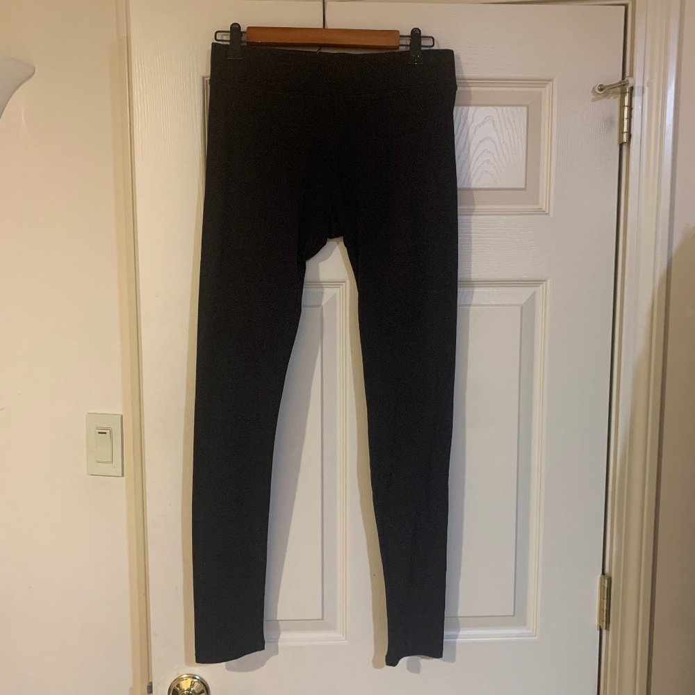 Hue Black Leggings sz M